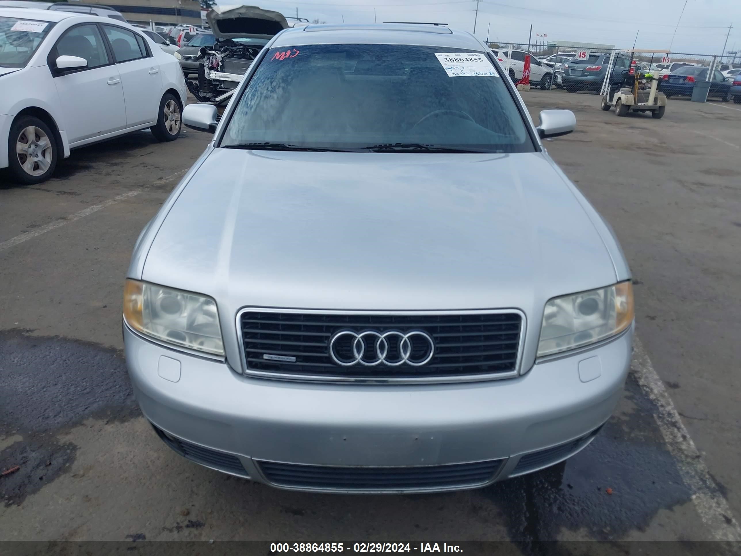 Photo 12 VIN: WAUZL54BXYN001708 - AUDI A6 