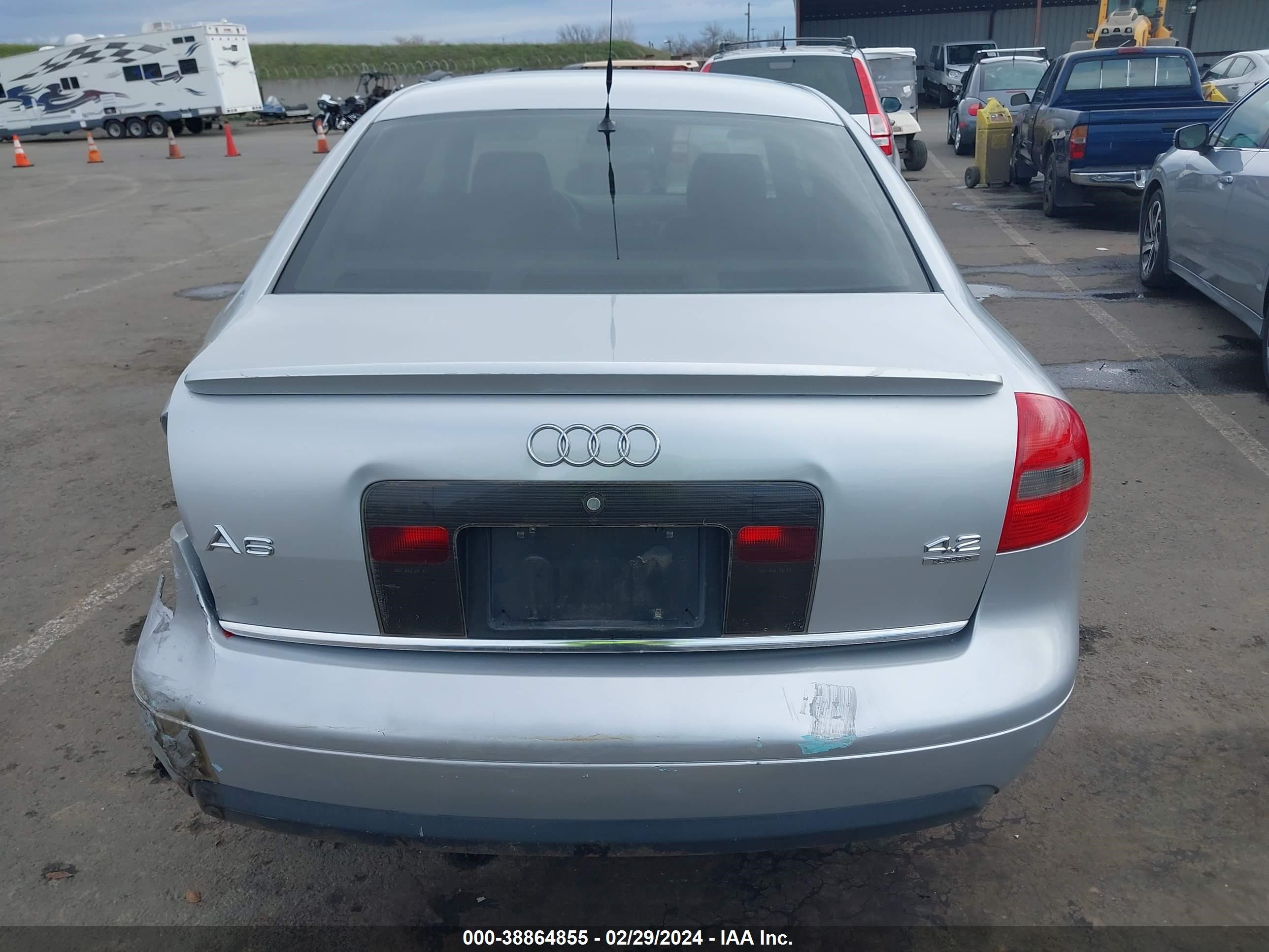 Photo 16 VIN: WAUZL54BXYN001708 - AUDI A6 