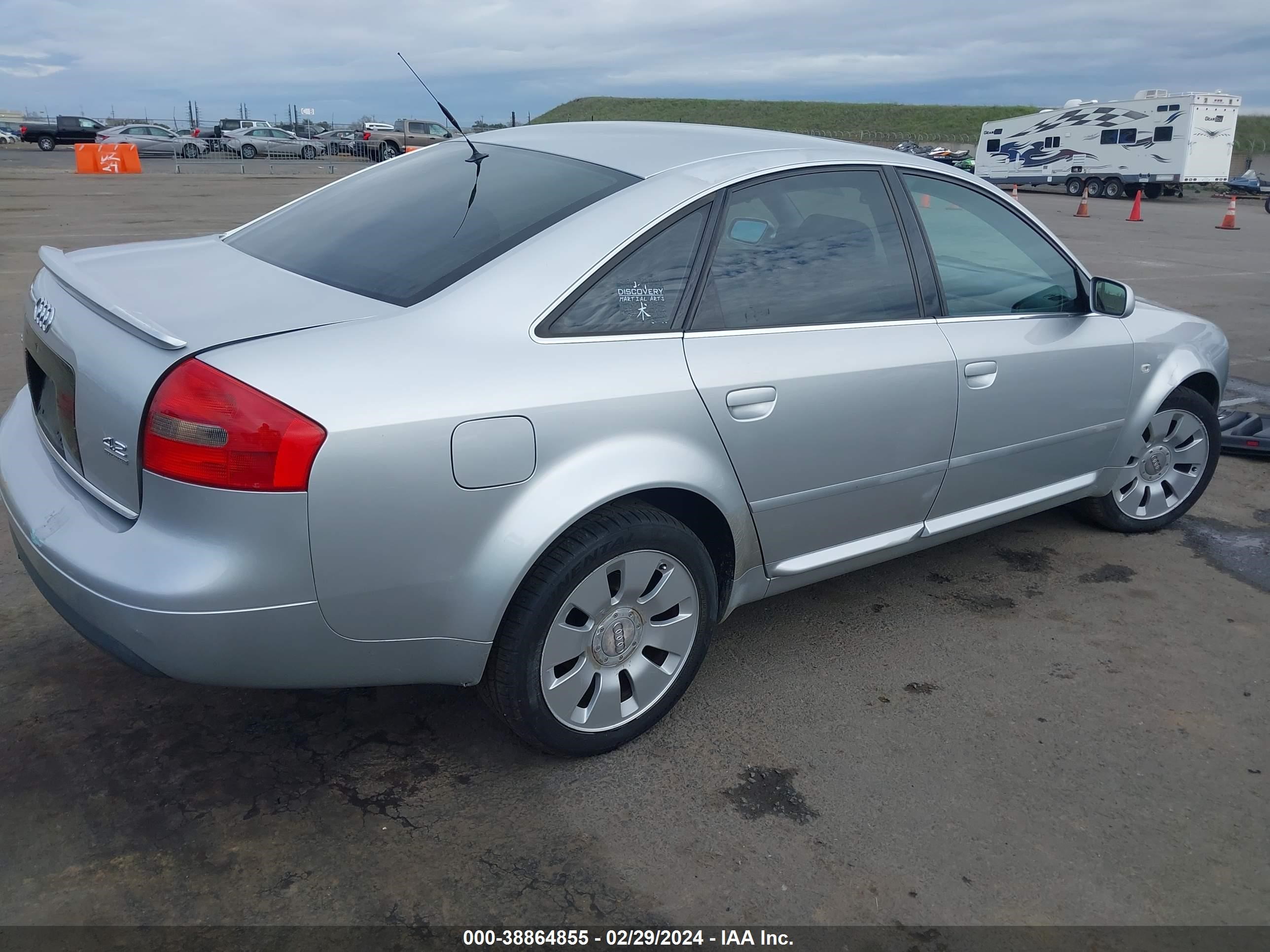 Photo 3 VIN: WAUZL54BXYN001708 - AUDI A6 