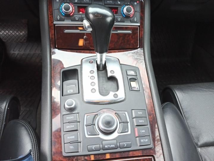 Photo 20 VIN: WAUZZZ4E77N026094 - AUDI A8 SALOON 