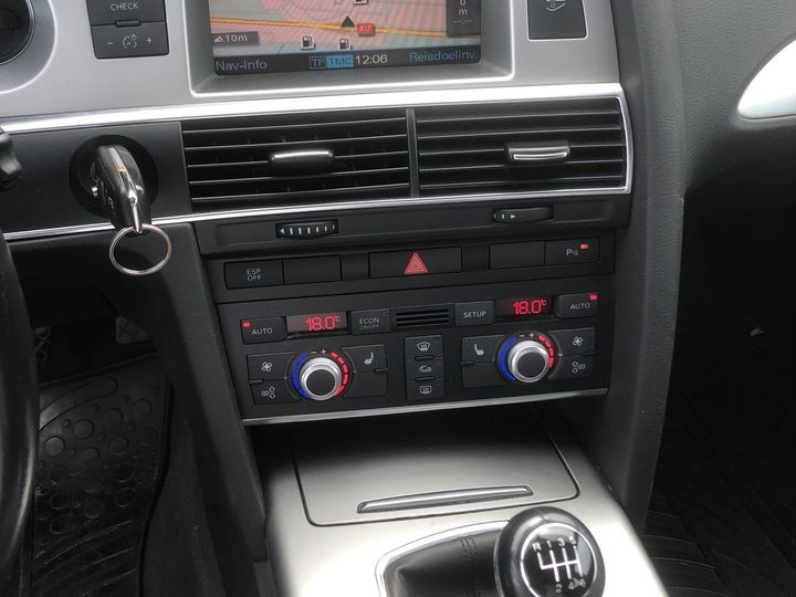 Photo 9 VIN: WAUZZZ4F48N091110 - AUDI A6 AVANT 