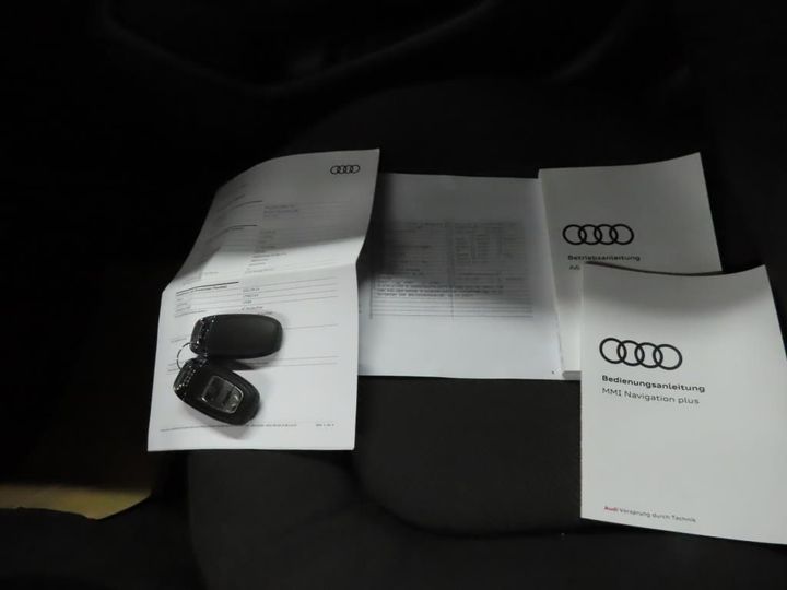 Photo 11 VIN: WAUZZZ4G1JN061190 - AUDI A6 