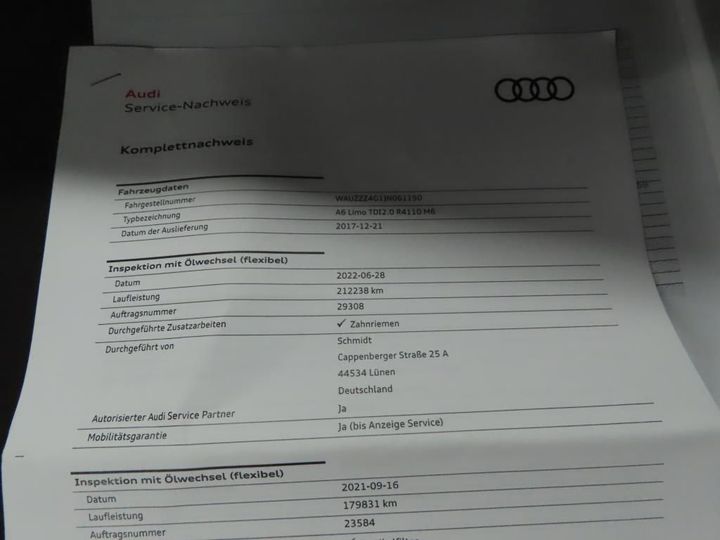 Photo 12 VIN: WAUZZZ4G1JN061190 - AUDI A6 