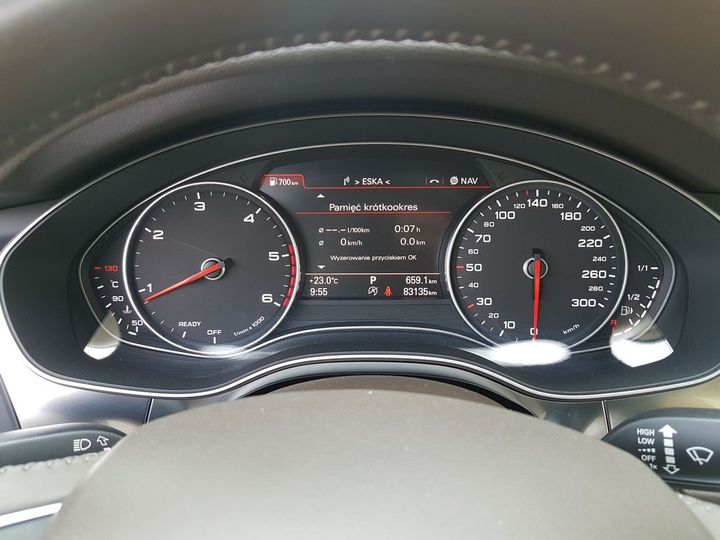 Photo 17 VIN: WAUZZZ4G1JN071055 - AUDI A6 