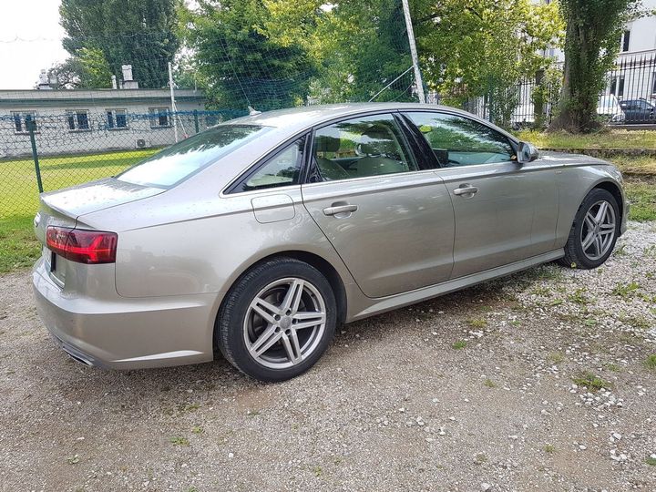 Photo 3 VIN: WAUZZZ4G1JN071055 - AUDI A6 