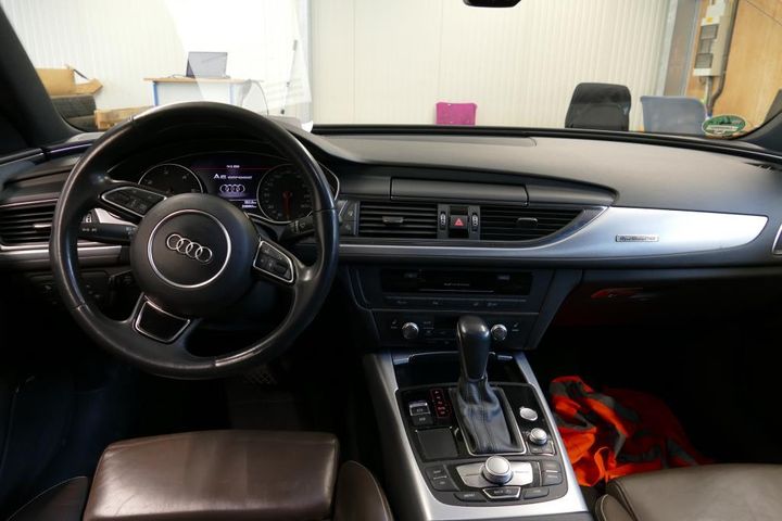 Photo 4 VIN: WAUZZZ4G1JN118181 - AUDI A6 