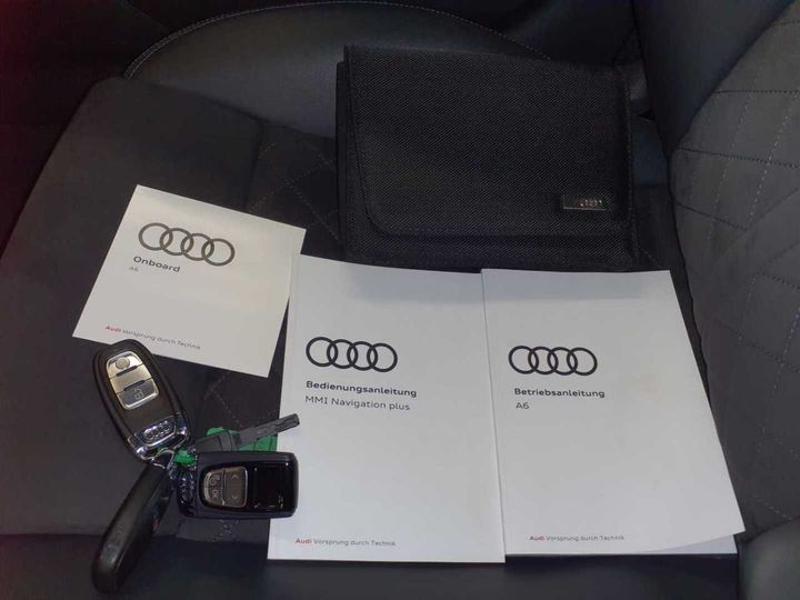 Photo 31 VIN: WAUZZZ4G3JN115007 - AUDI S6 AVANT 