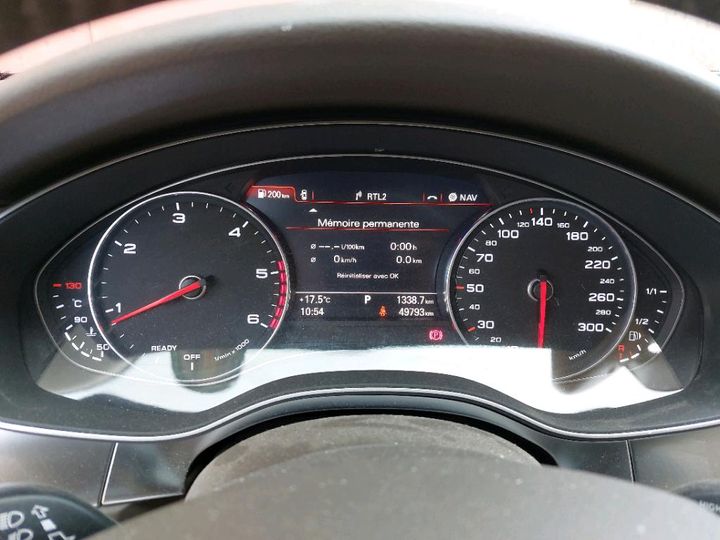 Photo 10 VIN: WAUZZZ4G4JN059885 - AUDI A6 AVANT 