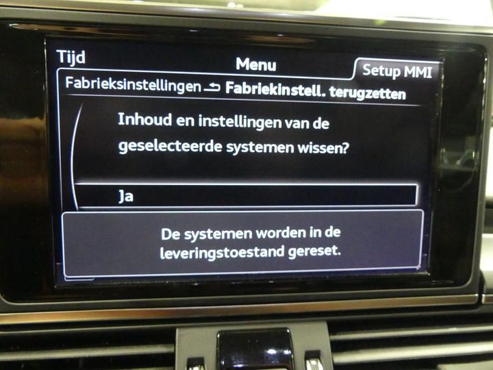 Photo 17 VIN: WAUZZZ4G5JN077800 - AUDI A6 AVANT 