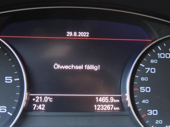 Photo 8 VIN: WAUZZZ4G6JN096260 - AUDI A6 AVANT 