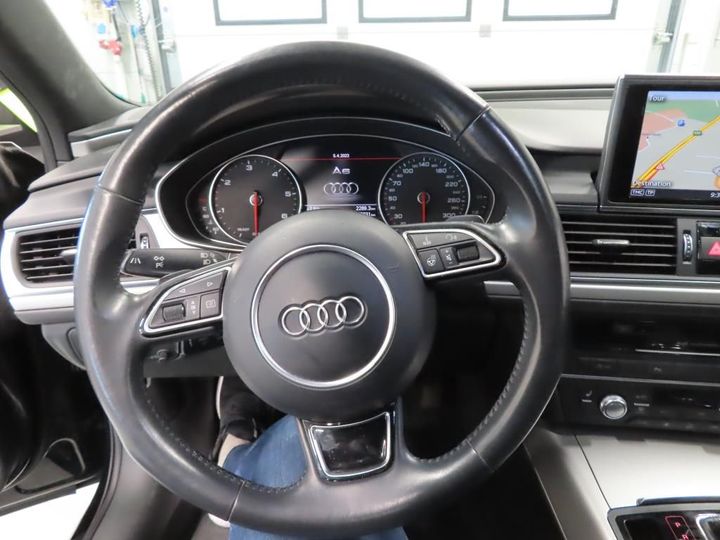 Photo 12 VIN: WAUZZZ4G8JN087222 - AUDI A6 