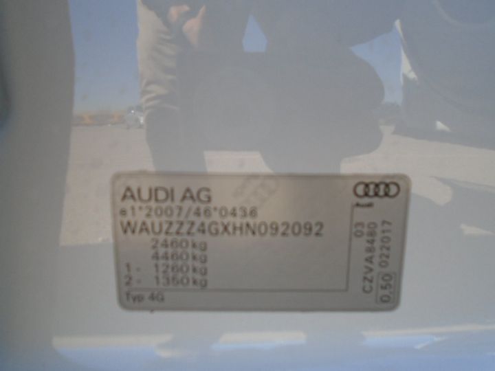 Photo 25 VIN: WAUZZZ4GXHN092092 - AUDI A6 