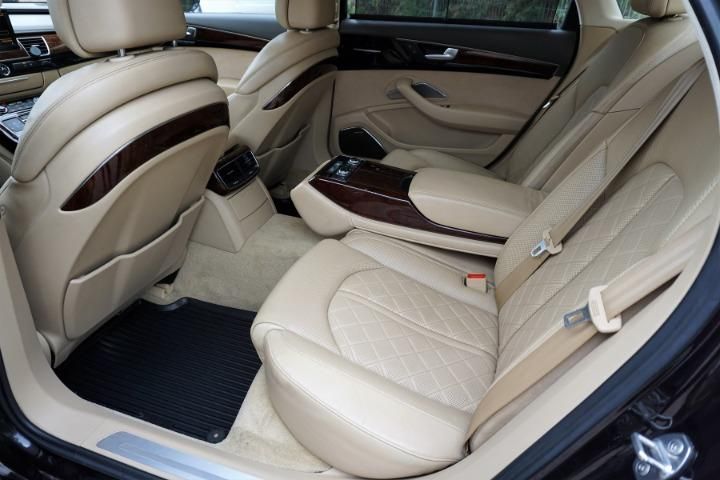 Photo 27 VIN: WAUZZZ4H0CN039094 - AUDI A8 SALOON 