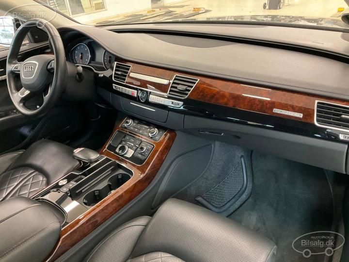 Photo 4 VIN: WAUZZZ4H4DN031596 - AUDI A8 LONG 