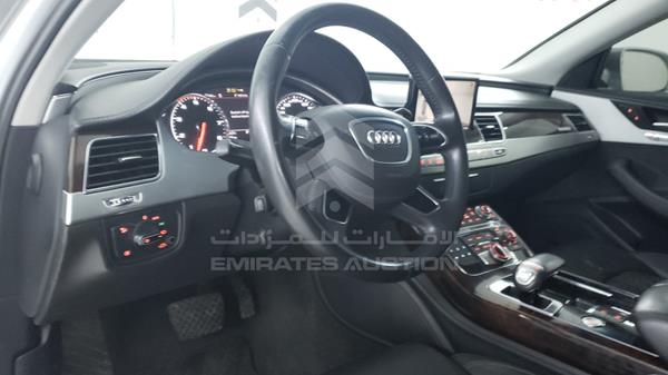 Photo 12 VIN: WAUZZZ4H5DN022857 - AUDI A8 