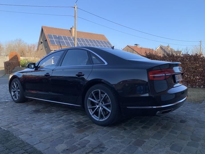 Photo 2 VIN: WAUZZZ4HXFN027457 - AUDI A8 BERLINE EXCLUSIVE 