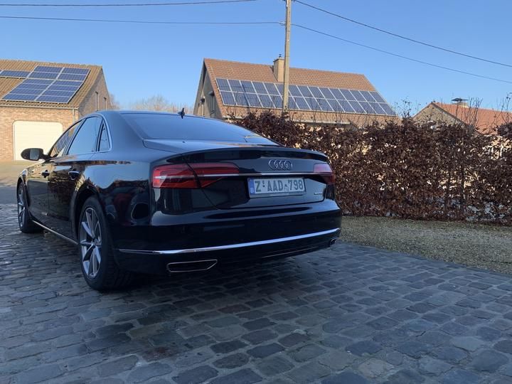 Photo 3 VIN: WAUZZZ4HXFN027457 - AUDI A8 BERLINE EXCLUSIVE 