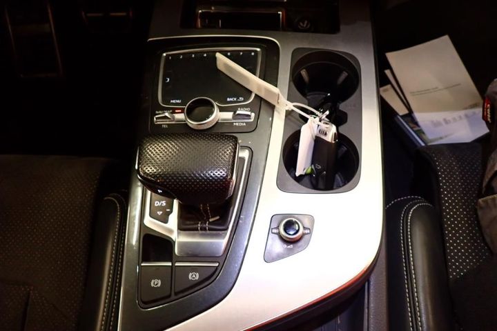 Photo 11 VIN: WAUZZZ4M1HD022704 - AUDI Q7 