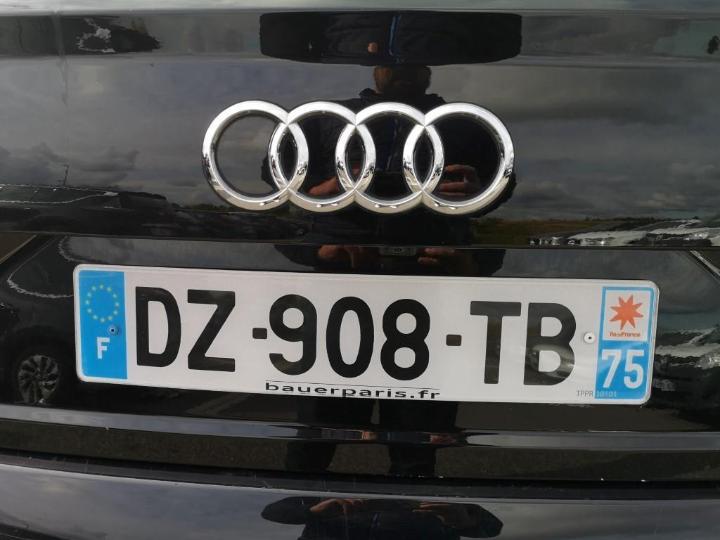 Photo 8 VIN: WAUZZZ4M2GD047805 - AUDI Q7 