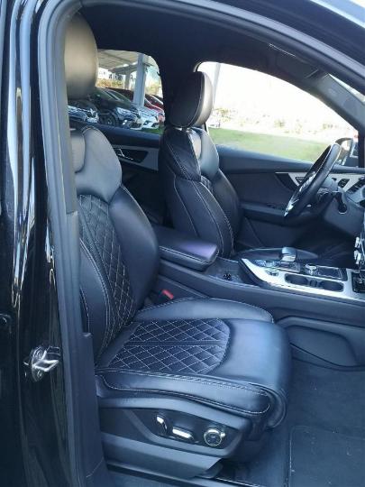 Photo 23 VIN: WAUZZZ4M4HD043921 - AUDI SQ7 