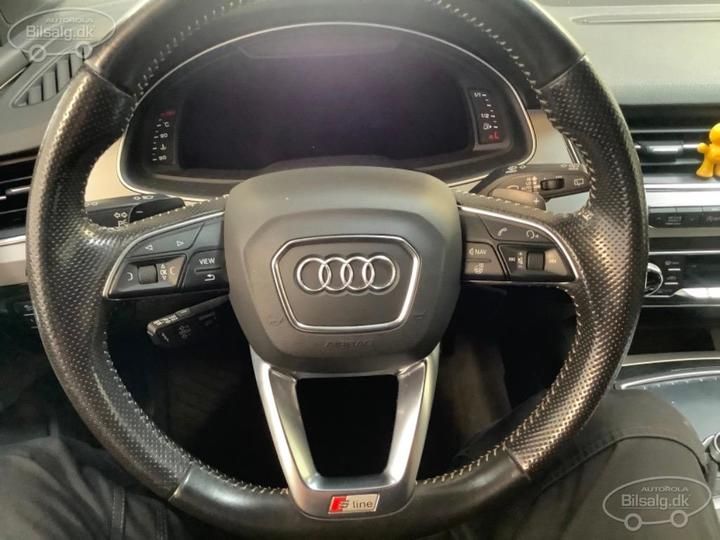 Photo 12 VIN: WAUZZZ4M6GD002656 - AUDI Q7 SUV 