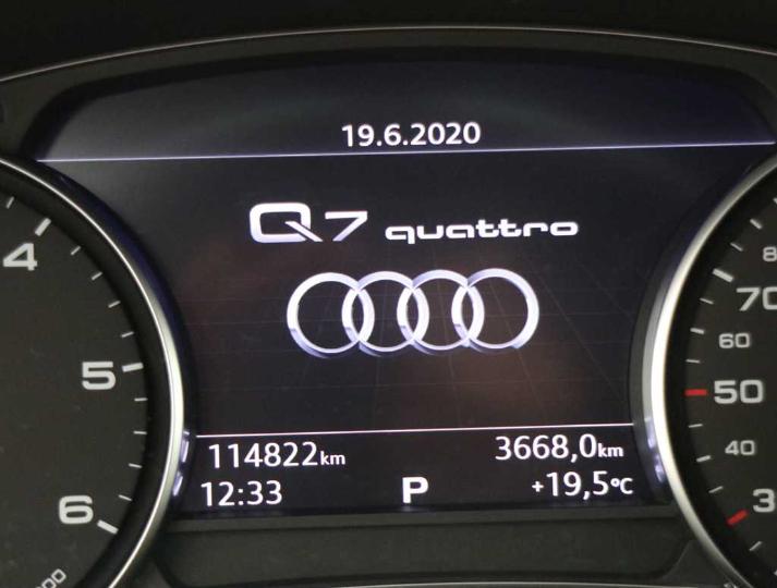 Photo 8 VIN: WAUZZZ4M6GD032370 - AUDI Q715 