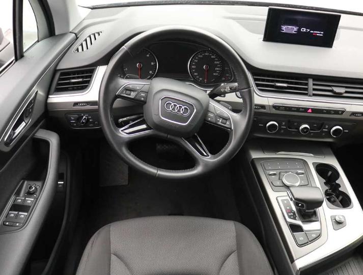 Photo 5 VIN: WAUZZZ4M6GD032370 - AUDI Q715 