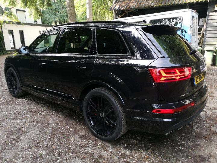 Photo 4 VIN: WAUZZZ4M9GD040673 - AUDI Q7 