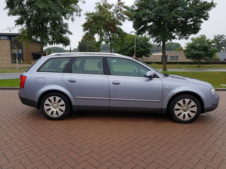 Photo 11 VIN: WAUZZZ8E35A120391 - AUDI A4 AVANT 