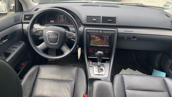 Photo 6 VIN: WAUZZZ8E37A100516 - AUDI A4 AVANT 