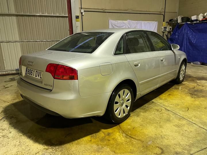 Photo 6 VIN: WAUZZZ8E86A167529 - AUDI A4 CITY CAR 