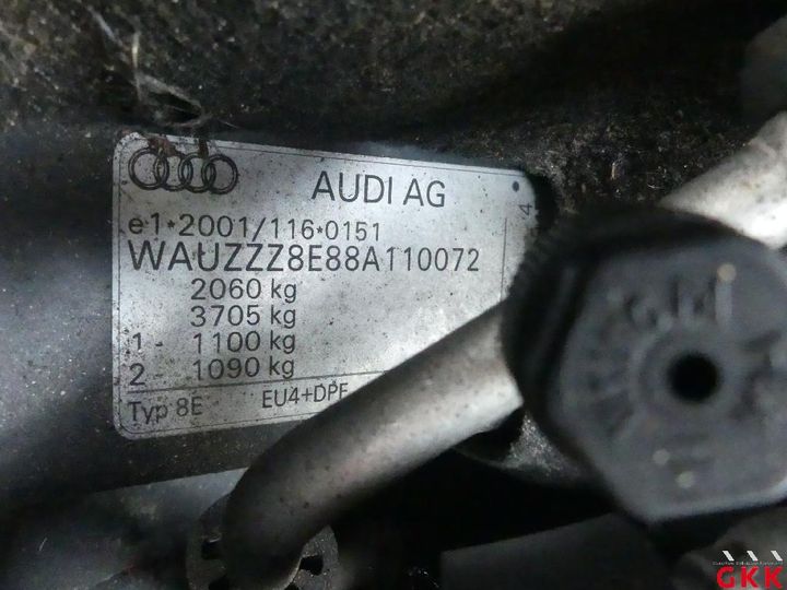 Photo 20 VIN: WAUZZZ8E88A110072 - AUDI A4 