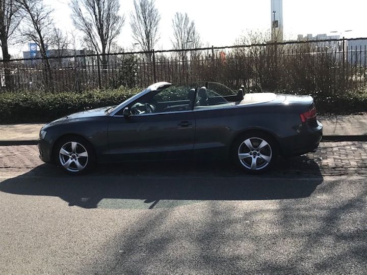 Photo 11 VIN: WAUZZZ8F5AN002094 - AUDI A5 CABRIOLET 