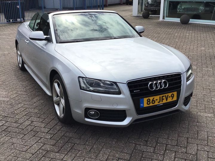 Photo 4 VIN: WAUZZZ8F7AN002078 - AUDI A5 CABRIOLET 