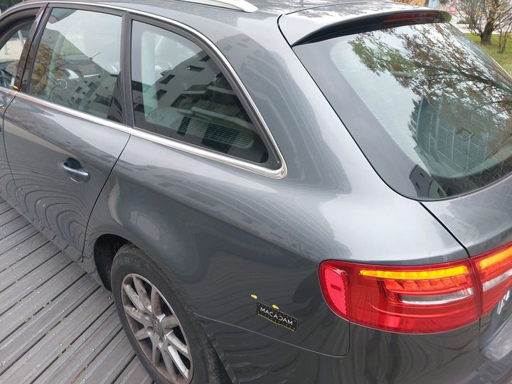 Photo 9 VIN: WAUZZZ8K0FA178465 - AUDI A4 AVANT 