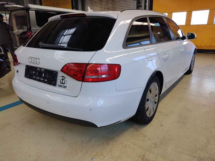 Photo 4 VIN: WAUZZZ8K2CA102063 - AUDI A4 AVANT 