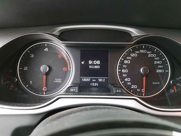 Photo 8 VIN: WAUZZZ8K2FA181609 - AUDI A4 AVANT 