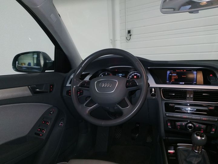 Photo 15 VIN: WAUZZZ8K2FN048907 - AUDI A4 