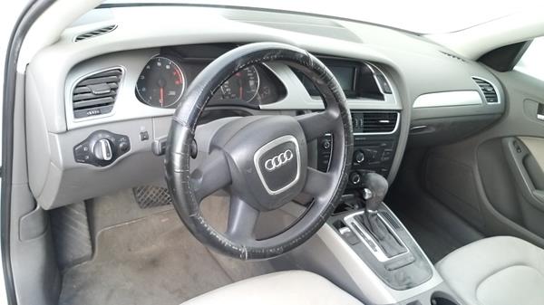 Photo 11 VIN: WAUZZZ8K8AN050511 - AUDI A4 