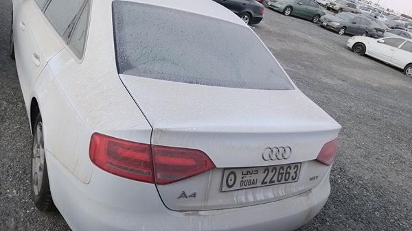 Photo 7 VIN: WAUZZZ8K8AN050511 - AUDI A4 