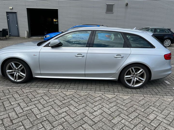 Photo 2 VIN: WAUZZZ8K9EA019345 - AUDI A4 AVANT 