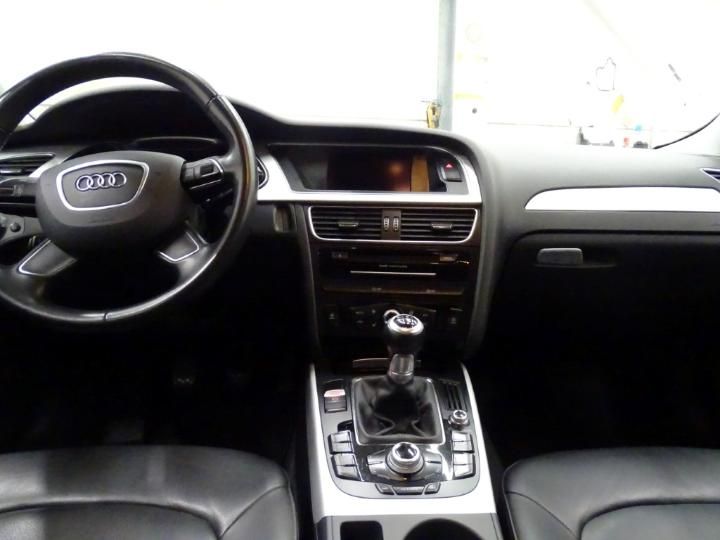 Photo 9 VIN: WAUZZZ8K9FA135985 - AUDI A4 AVANT 