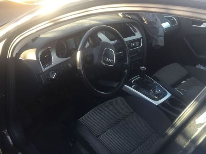 Photo 7 VIN: WAUZZZ8KX9A123462 - AUDI A4 AVANT 