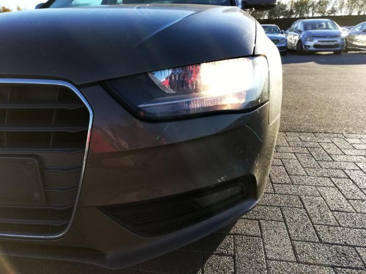 Photo 5 VIN: WAUZZZ8KXFN033183 - AUDI A4 SALOON 