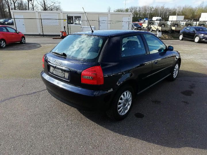 Photo 3 VIN: WAUZZZ8LZXA106481 - AUDI A3 HATCHBACK 