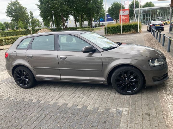 Photo 13 VIN: WAUZZZ8P0CA046619 - AUDI A3 SPORTBACK 