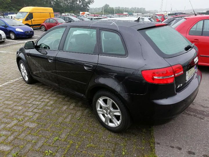 Photo 4 VIN: WAUZZZ8P4AA039900 - AUDI A3 SPORTBACK 