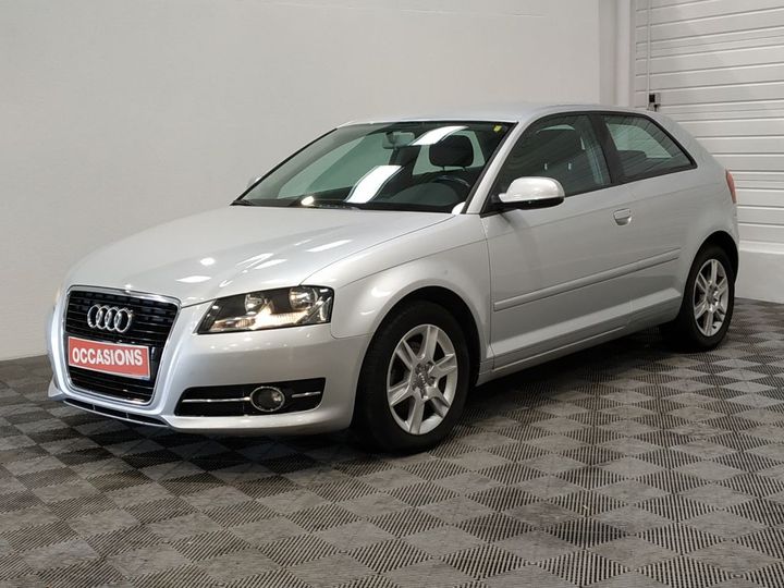 Photo 1 VIN: WAUZZZ8P4CA163278 - AUDI A3 