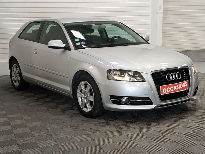 Photo 3 VIN: WAUZZZ8P4CA163278 - AUDI A3 