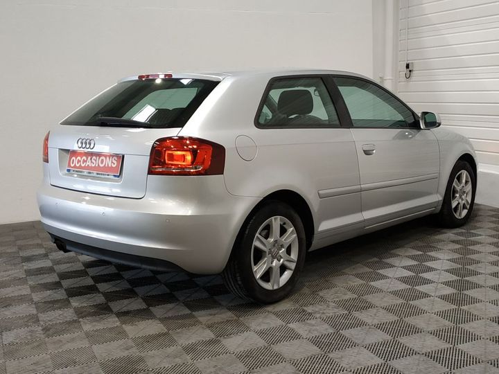 Photo 6 VIN: WAUZZZ8P4CA163278 - AUDI A3 